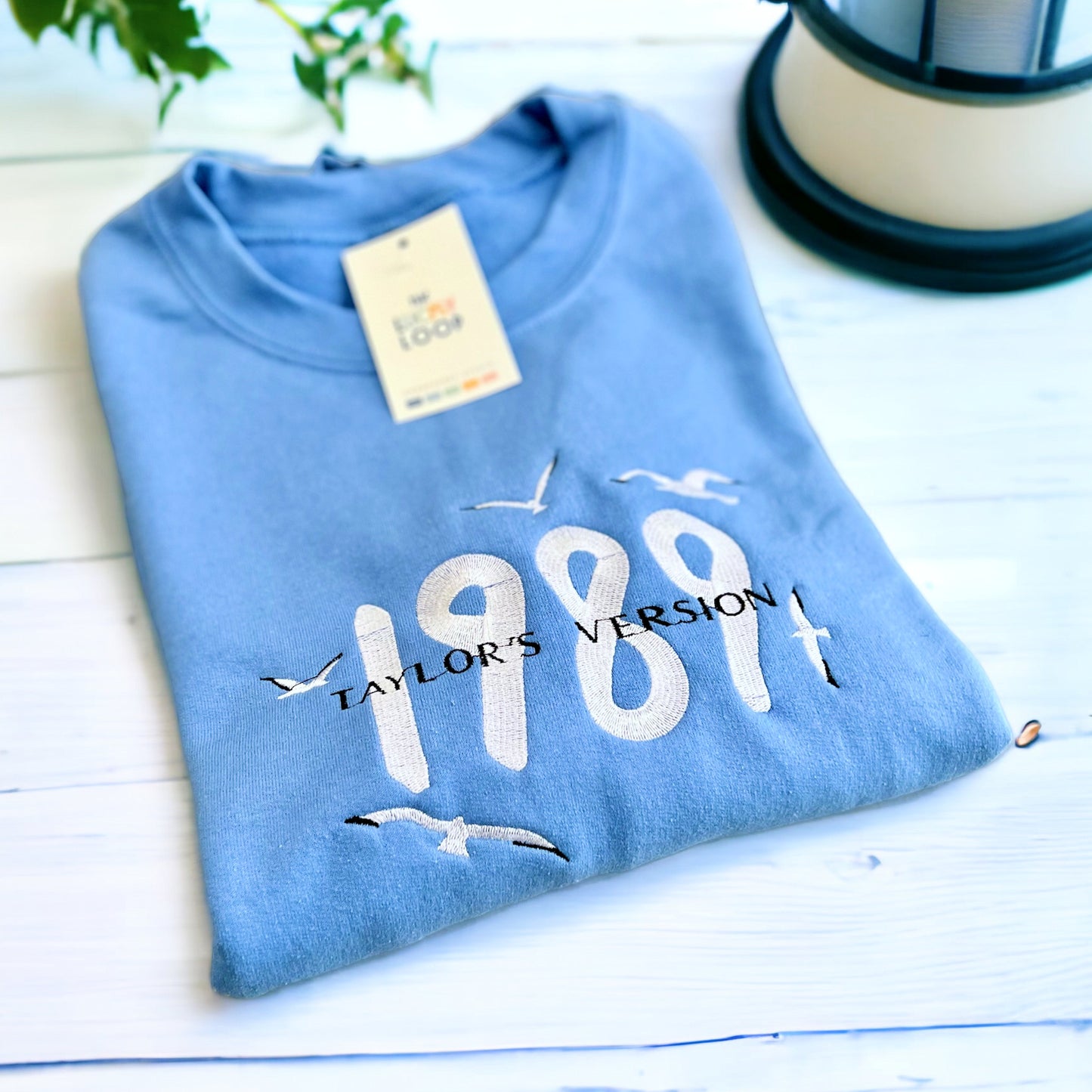 Seagull 1989 TV Embroidered Crewneck